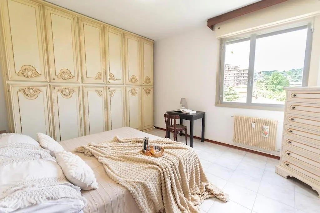 We Home - Corelli21 Bologna Italy